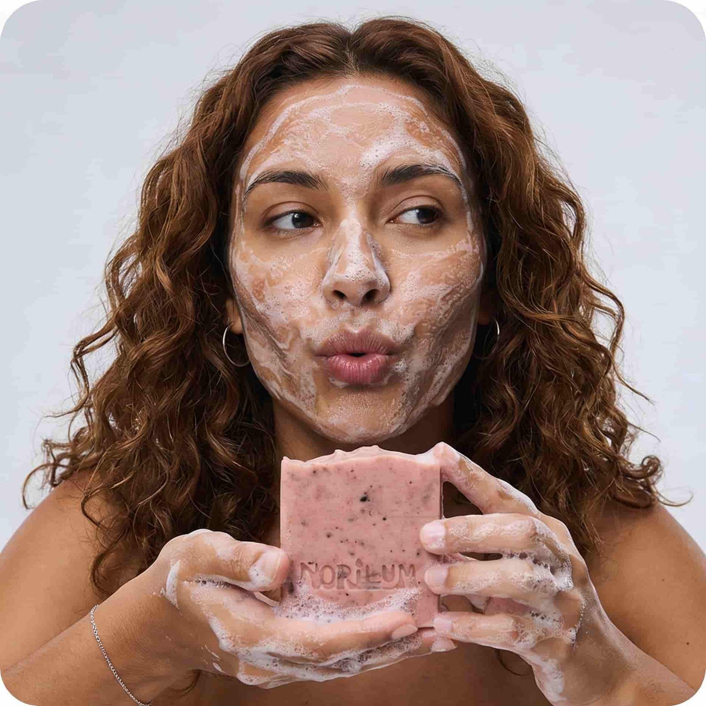 Natural soap with Hibiscus rich in AHAs (Alpha Hydroxy Acids) and antioxidants